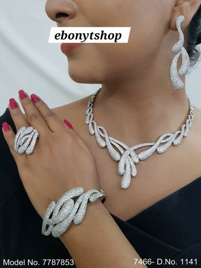 Silver Elegance Jewelry Set