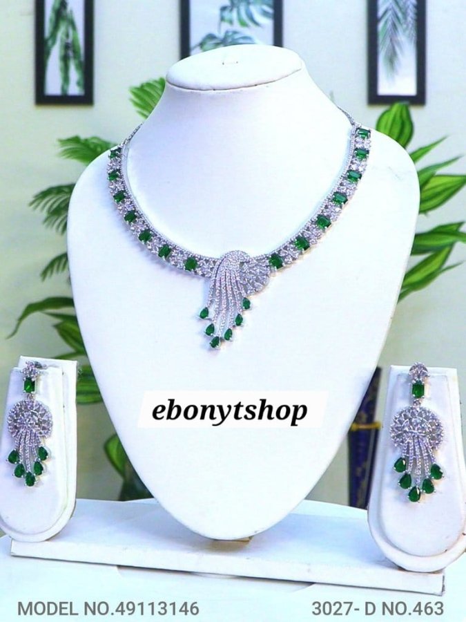 Emerald Grace Jewelry Set
