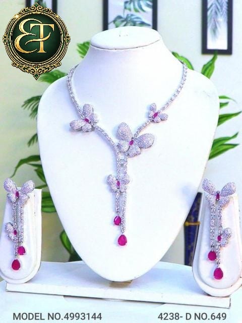 Lavender Flower Drop Necklace & Earrings Set